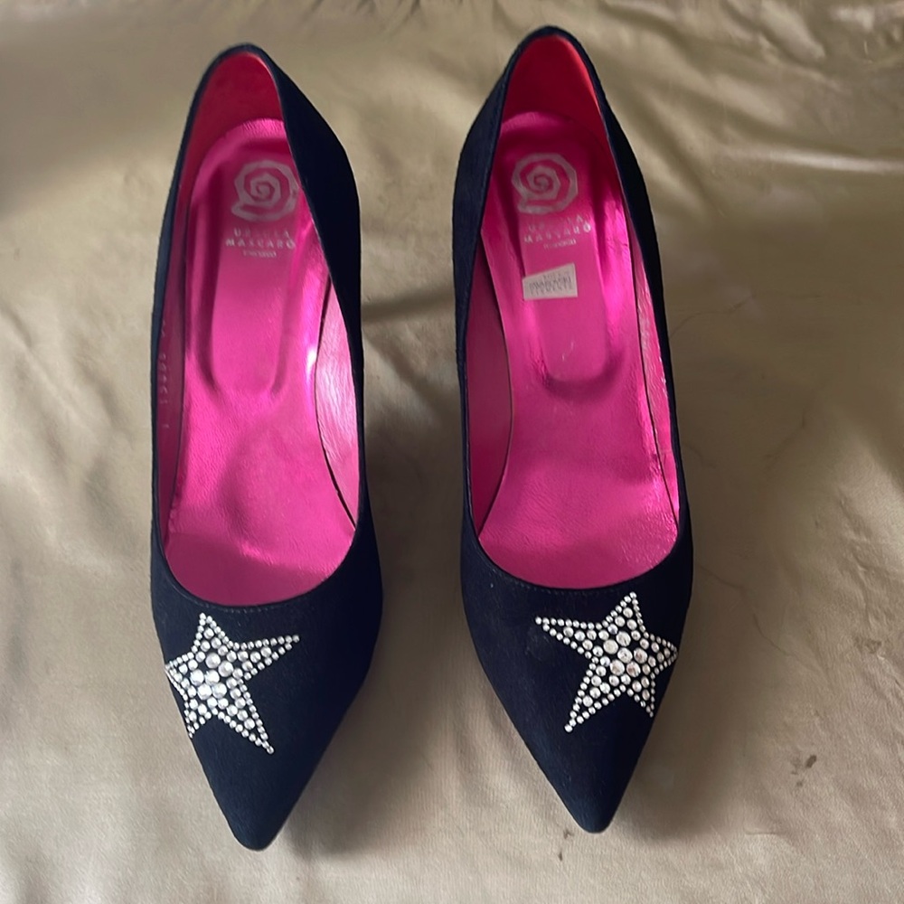 Beautiful black suede heels with Swarovski star detail